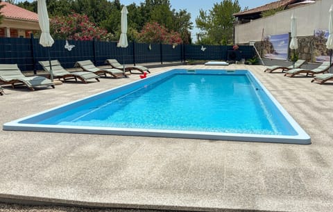 pool