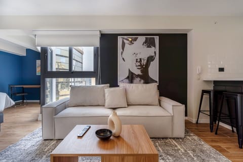 Studio, City View | Living area
