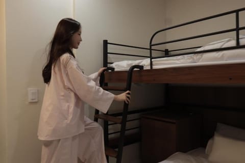 Family Twin Room, Refrigerator | Desk, WiFi (free)