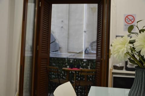 Double Room, Balcony, City View | Interior