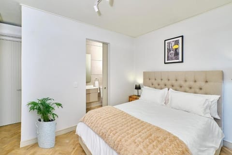 Deluxe Studio Suite, Balcony | In-room safe, WiFi (free)