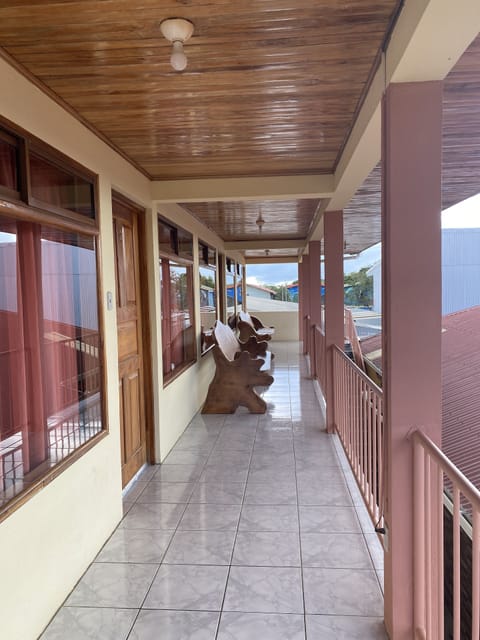 Standard Room | Living area