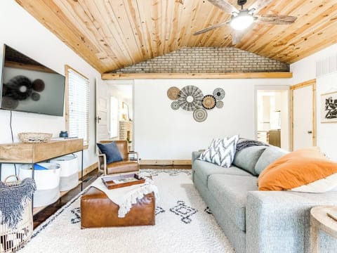 Second living area with fold out sofa and smart tv