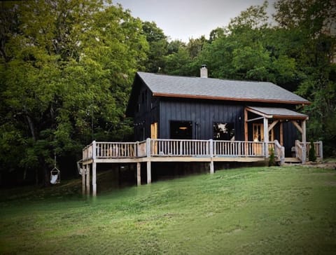 Private parking and easy access for your Ozark adventure.