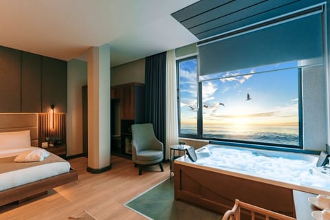 Premium bedding, minibar, in-room safe, desk