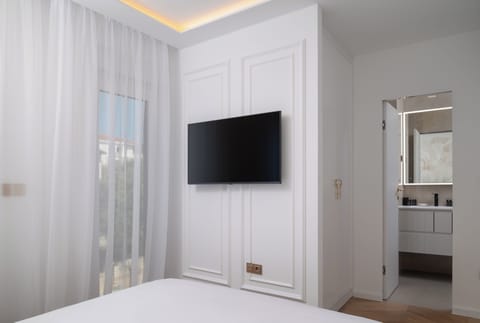 Villa, Private Pool, Sea View | In-room safe, blackout drapes, iron/ironing board, WiFi (free)