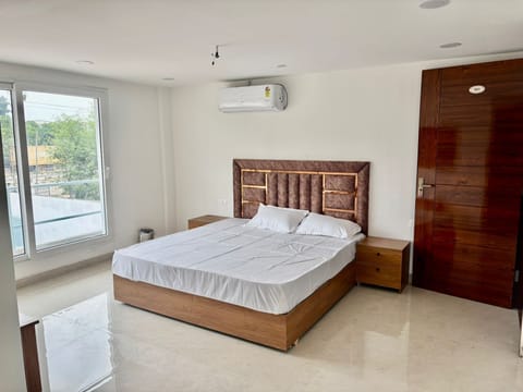 Comfort Double Room | WiFi (free)