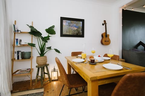 House | Dining