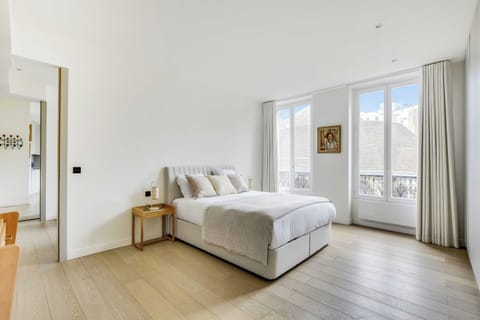 Apartment | 1 bedroom, laptop workspace, iron/ironing board, bed sheets