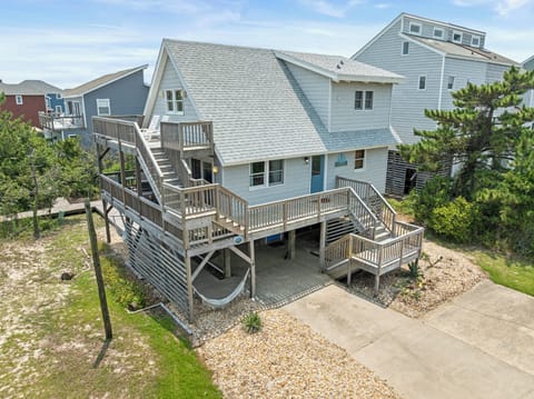 Eureka: Exterior View