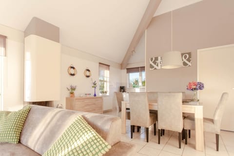 House | Dining
