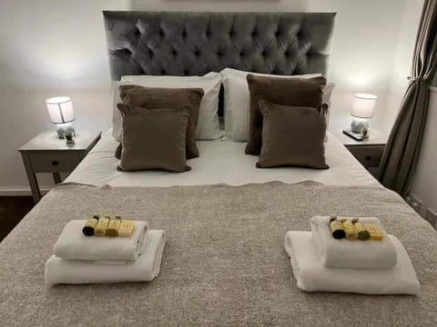 3 bedrooms, WiFi (free)
