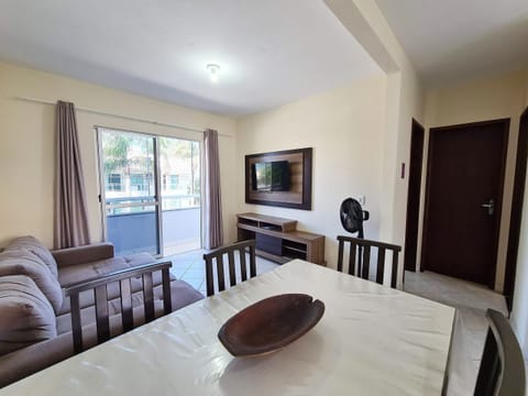 Basic Apartment | Living area