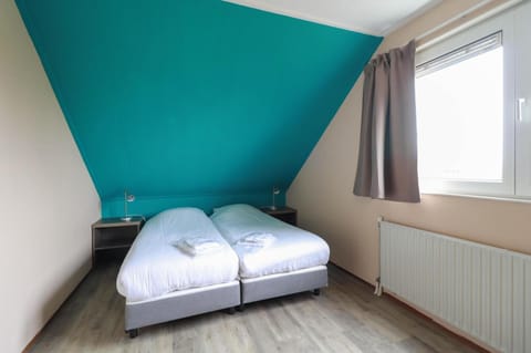 House | 2 bedrooms, iron/ironing board, individually furnished, bed sheets