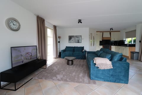House | Living room