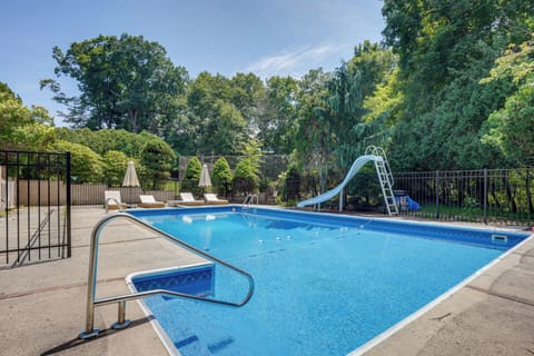 New City Vacation Rental | 6BR | 4.5BA | 4,000 Sq Ft