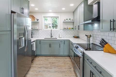 Kitchen | 1st Floor