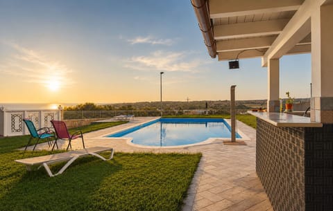 Autumn, Building Exterior, Pool, Spring, Summer