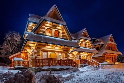 Holiday Home Exterior [winter]