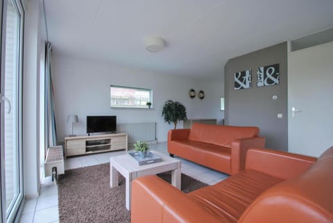 House | Living room