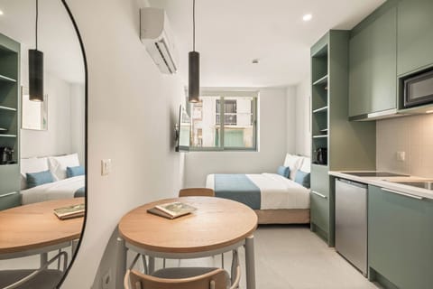KERA Niche | Iron/ironing board, WiFi (free), bed sheets
