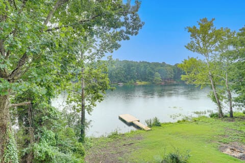 Cherokee Village Vacation Rental | 2BR | 2BA | 1,500 Sq Ft