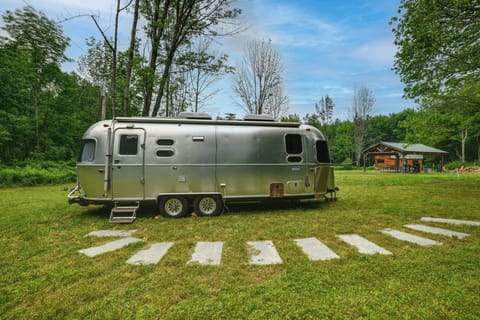 Franklin Vacation Rental | 1BR | 1BA | 180 Sq Ft