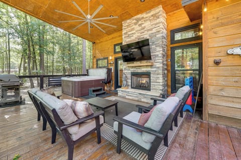 Broken Bow Vacation Rental | 2BR | 2BA | 1,500 Sq Ft