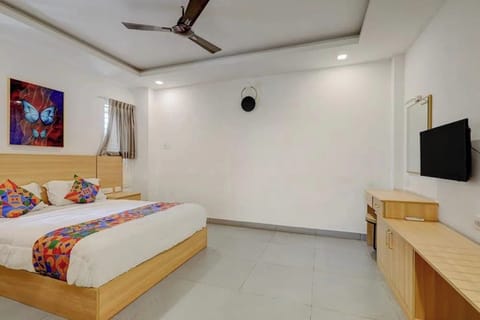 Classic Double Room | Desk, laptop workspace, WiFi (free)