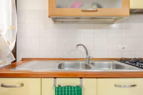 Comfort Apartment, Kitchen | Private kitchen