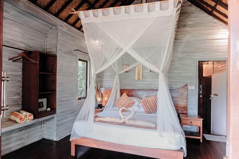 Deluxe Double Room | 1 bedroom, desk, free WiFi, bed sheets