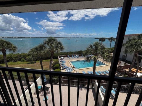 Expansive view from lanai