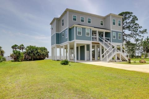 Carrabelle Vacation Rental | 5BR | 7BA | 6,500 Sq Ft