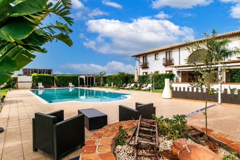 Swimming Pool, Resort, Estate, Villa, Hotel, Hacienda, Thermae, Eco Hotel, Farmhouse