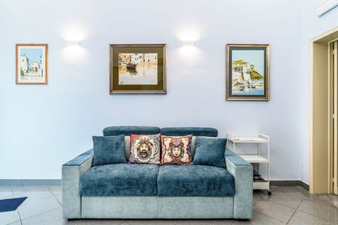 Condo, Balcony | Living area