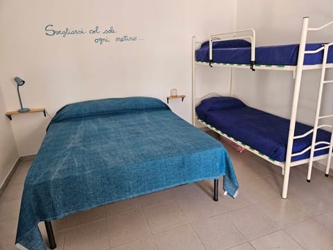 2 bedrooms, iron/ironing board, WiFi (free), bed sheets