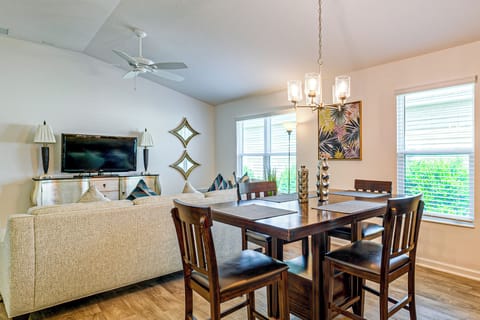 House (2 Bedrooms) | Interior