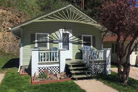 House (1 Bedroom) | Front of property