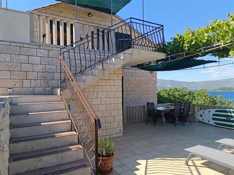 Apartment Duka Lumbarda - terrace - sea view