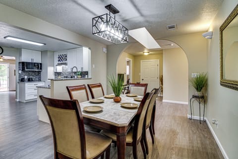 Albuquerque Vacation Rental | 4BR | 2BA | 2,500 Sq Ft