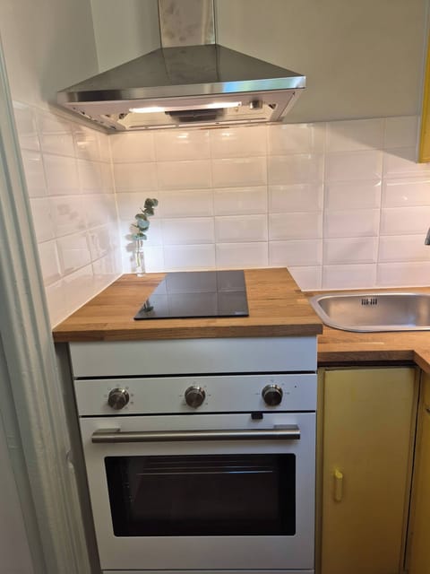 Apartment, 1 Bedroom, Patio | Interior