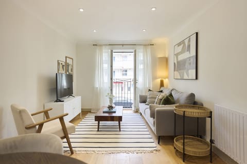 Apartment | Living area