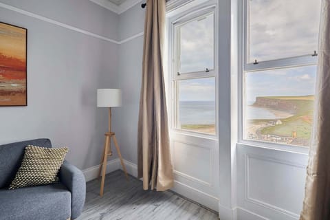 Kingsley House, Saltburn By The Sea - Host & Stay 