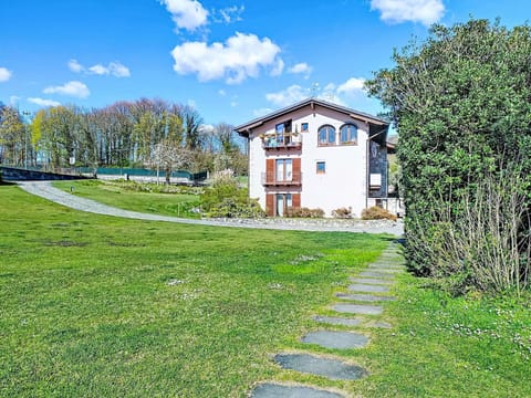 Home, Swimming Pool, Estate, Leisure, Villa, Farmhouse, Hacienda, Outdoor Furniture, Resort, Eco Hotel
