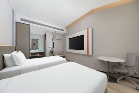 2 Single Standard | Down comforters, desk, laptop workspace, blackout drapes