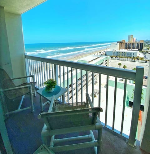 Balcony!
