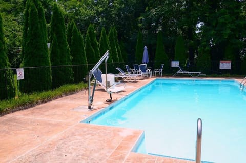 Outdoor Seasonal Pool - Opens May to Sept
