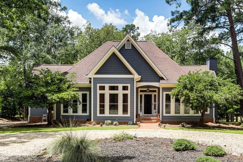 Greensboro Vacation Rental | 3BR | 2BA | 2,000 Sq Ft