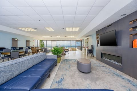 Condo, 1 Bedroom | Interior