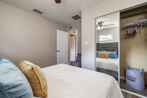 House | 3 bedrooms, high-speed internet